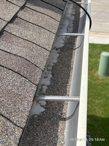 How This Texas Heat Is Quietly Wearing Out Your Roof (And Simple Checks You...