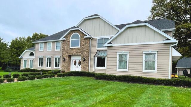 What is James Hardie Siding Made Of?