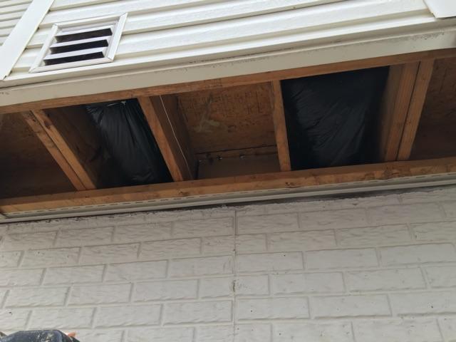 Once the cantilever was opened you can see that no insulation was present, allowing air to travel into the home and especially under the floors.