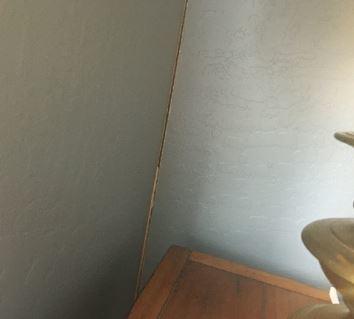 Wall-cracks got located in many rooms houses including the outside
