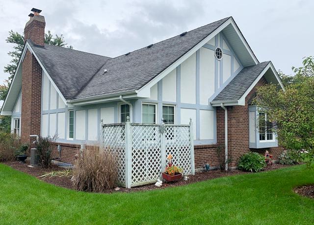 This home needs small repairs on the stucco boards.