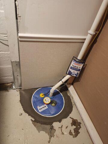 SuperSump Premier features a powerful cast-iron pump, an airtight lid to prevent moisture and odors from escaping, and is compatible with battery backup for continued operation during power outages, ensuring round-the-clock protection.
