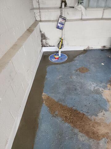 We installed our SuperSump Premier to effectively discharge water collected by the drainage systems. With its powerful pump and airtight lid, it keeps the garage dry and protected, even during heavy rain.