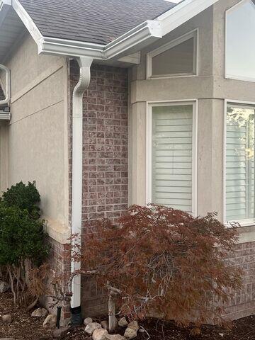 downspout inclusion