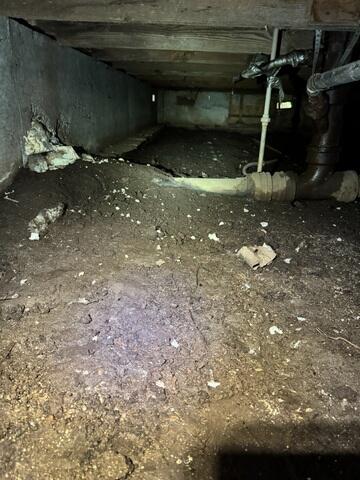 Without any kind of barrier separating the home and the earth, all the moisture and humidity was radiating up into the home.