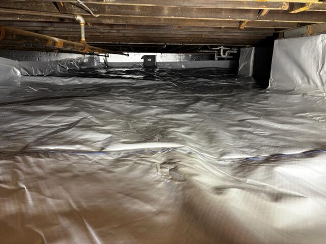 Fully Encapsulated Crawl space paired with the Sani Dry Dehumidifier