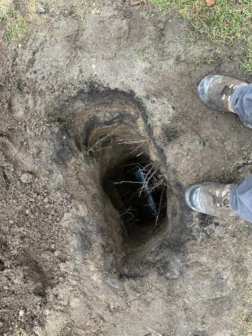 The earth anchor placed inside and is connected to the interior wall