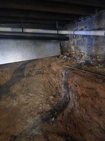 SilverGlo Insulation Panels were installed to improve energy efficiency and provide an additional barrier against moisture in the crawl space.