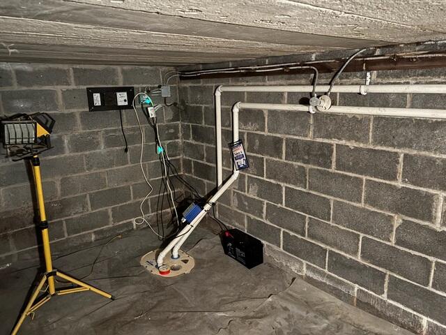 The TripleSafe Sump Pump, with its three powerful pumps, ensures reliable water removal, even during heavy storms, safeguarding the basement from flooding and moisture buildup.
