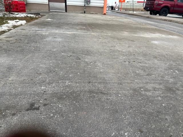 We successfully stabilized this high-traffic commercial area. The dangerous tripping hazards caused by years of soil erosion are  eliminated