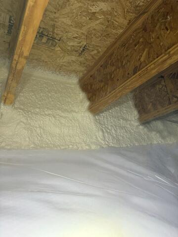 Because of this full encapsulation, this crawl space is now protected against water intrusion, rodents and pests and musty smells.