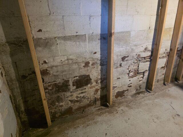 Before: The homeowner worried that the leaking walls were signs of a larger issue.