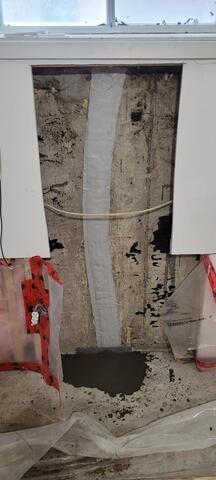 a clean flexispan application with a drain port below.