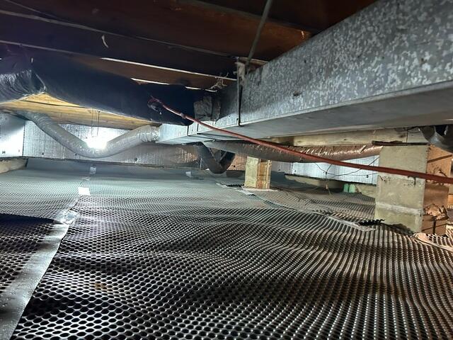 Installing Drainage Matting plays a critical role in controlling crawl space water seepage by creating a clear pathway for groundwater to move safely beneath the space instead of pooling on the surface.