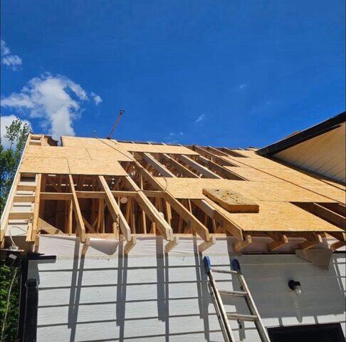 Level Creek Property Restoration guides homeowners through the entire roof restoration and insurance claim process.