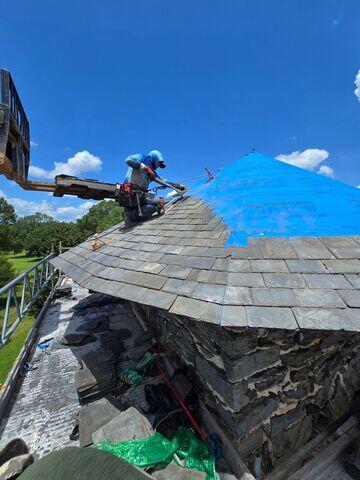 Installation of the slate tiles