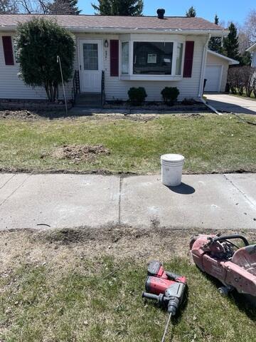 During: Our Foreman, Charlie, and his crew traveled to the home to begin the installation.