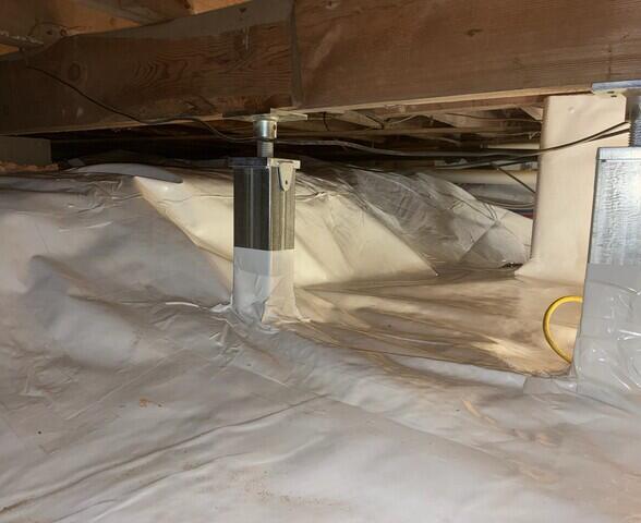 This crawl space is now fully encapsulated, insulated, and supported!