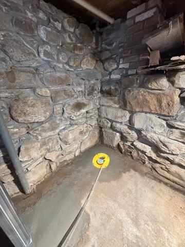 Perimeter Drainage System: Installed along the basement perimeter to collect water before it can spread across the floor. This system helps direct water to the appropriate drainage point for removal from the basement.
SmartDrain: A dedicated basement drain inlet that helps collect water and improve drainage performance in the space. SmartDrain can be especially useful in low areas or where additional drainage access is needed.