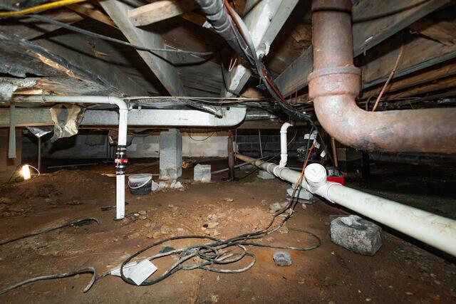 Waterproofing a Damp Dirt...