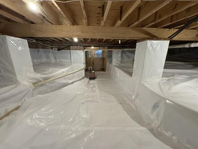 Clean, dry crawlspace