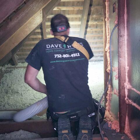This is the same kneewall where we are installing blown-in cellulose insulation to achieve the optimal R-60 insulation level. This added insulation helps reduce heat transfer, improve energy efficiency, and maintain more consistent, comfortable temperatures throughout the living spaces.