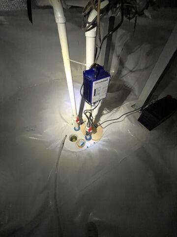 Our TripleSafe Sump Pump is installed inside of encapsulated crawl spaces, to immediately expel all water intrusion far away from the home, keeping the space dry and healthy.