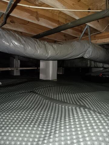 Drainage matting helps any water that may enter the crawl space flow easily to the drainage area.
