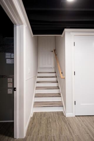 Rather than simply covering an unfinished basement with traditional finishing materials, the project brought together a complete finishing system designed with the below-grade environment in mind.