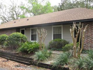 Oxford Manor Apartment Complex - Gainesville, FL