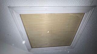 The scuttle trimmed out and finished!