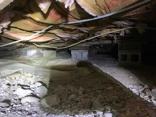 iIsulation sagging from the floor joists