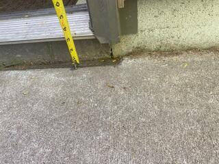 A closeup of how far the slabs have sunk