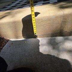 A close up of how far the slabs had sunken