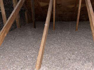 A beautifully level blanket of TruSoft™ blown in cellulose insulation (same R-Value everywhere)