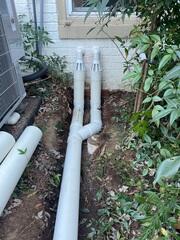 Discharge drains with Iceguard