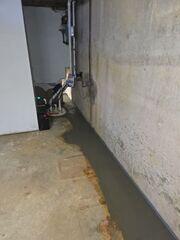 With three integrated pumps, including a battery backup, TripleSafe ensures continuous operation during heavy rainfall or power outages, keeping the basement dry and safeguarding the home from water damage.