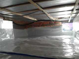 The CleanSpace Vapor Barrier System was installed to cover the crawl space floor with a durable, moisture-resistant layer that stops water vapor from entering the area.