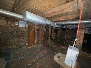 A damp, unsealed crawl space had begun to impact both the comfort and stability of the home.