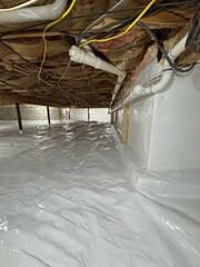 Drainage Matting System - Installed across the crawl space floor to create a separation layer and provide a more even surface
CleanSpace® Vapor Barrier System - Installed along the floor and walls to cover the exposed ground and help limit moisture from entering the space