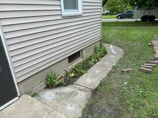 During: Our Foreman, Patrick, and his crew traveled to the home to begin the installation.