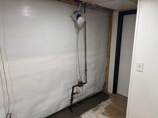 CleanSpace Wall System
CleanSpace helps direct wall seepage down into the drainage system while giving the wall a cleaner, brighter appearance.