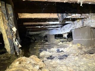 Rotten main beam caused sinking