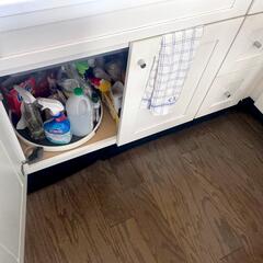 The kitchen floor has no insulation separating it from the garage below, resulting in cold floors and leaving the sink pipes vulnerable to freezing during the winter. The pipes have frozen on several occasions.