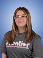 Lari C. - profile image