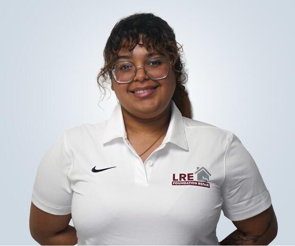 Emily Santiago - profile image