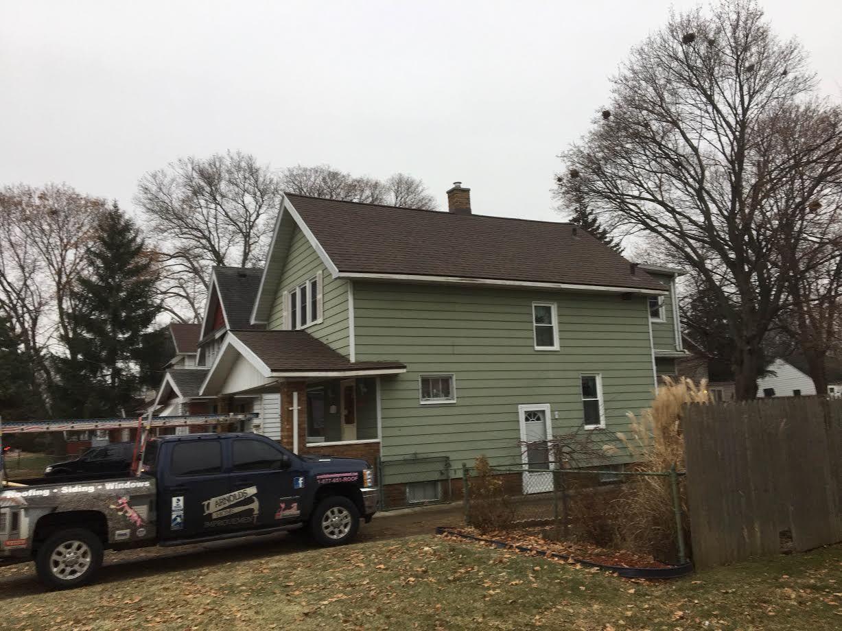 Roofing Contractor in Napoleon, MI Siding & Window Installation