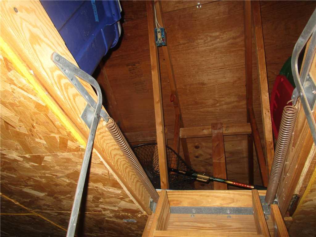 Spray Foam Insulation and Crawl Space Encapsulation in Duluth, MN Heat Loss Through the Hatch