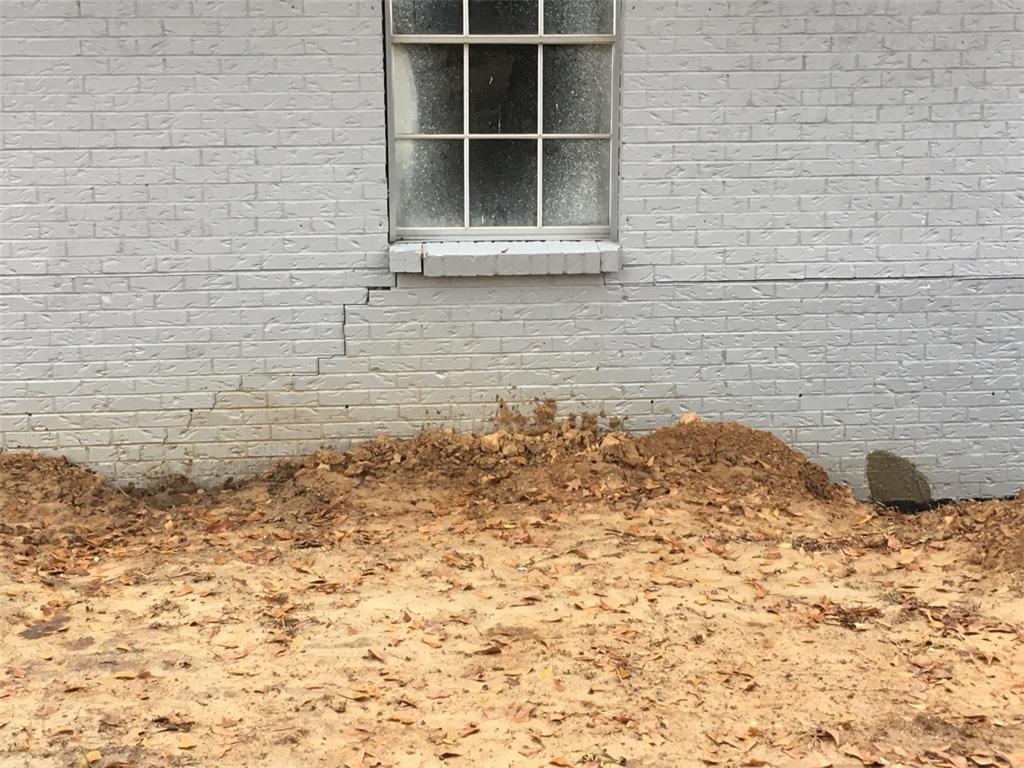 Exterior Signs of Foundation Settlement Failure StairStep Cracking