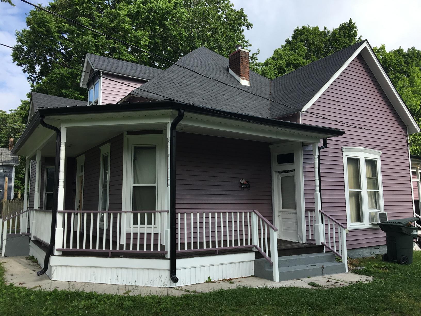 Gutters Downspouts Springfield Tn Gutters Before White Replaced With Black After Right Side Of Front Porch